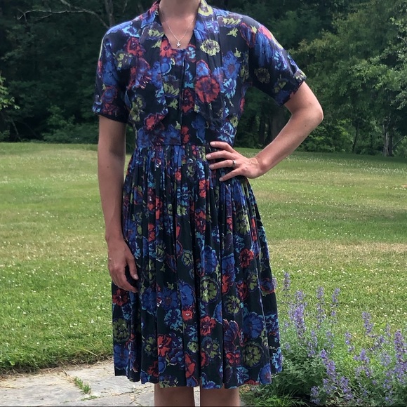 Vintage Pleated Midi Shirtwaist Dress - Picture 4 of 8